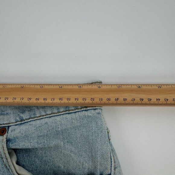 Vintage 1990s Levis 505 323x30 Measured 32in Acid Washed Light USA *Flaws* - Picture 3 of 14